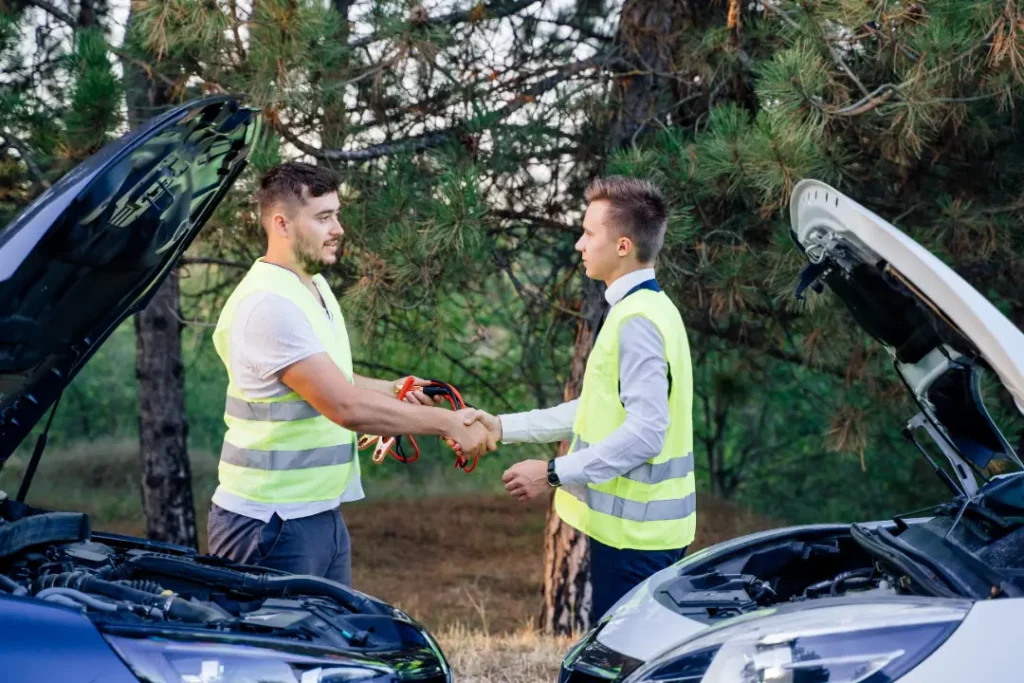 Key Differences Between Roadside Assistance and Full Recovery